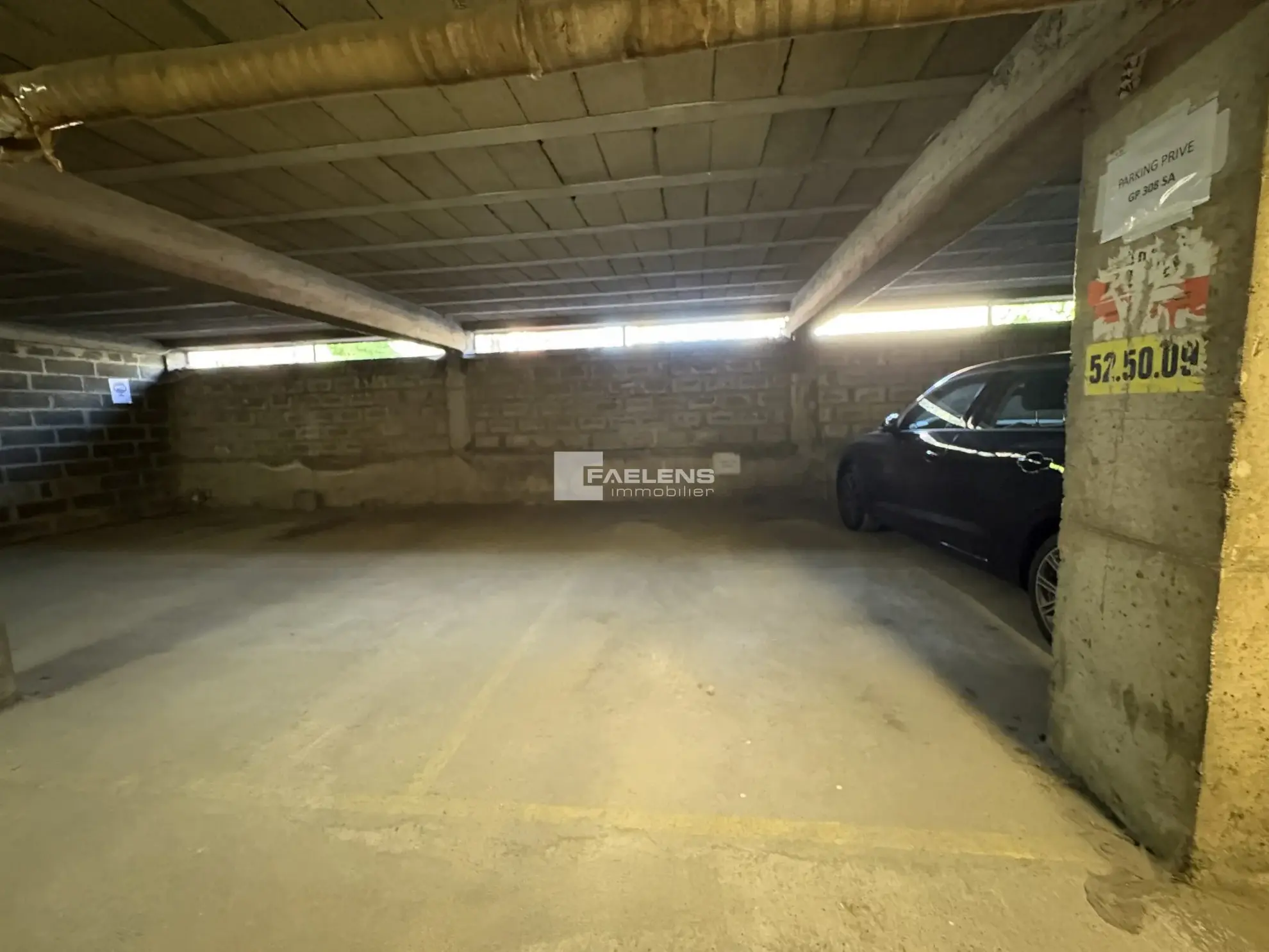 Place de parking sécurisée en sous-sol à Lille — Opportunité rare en centre-ville 
