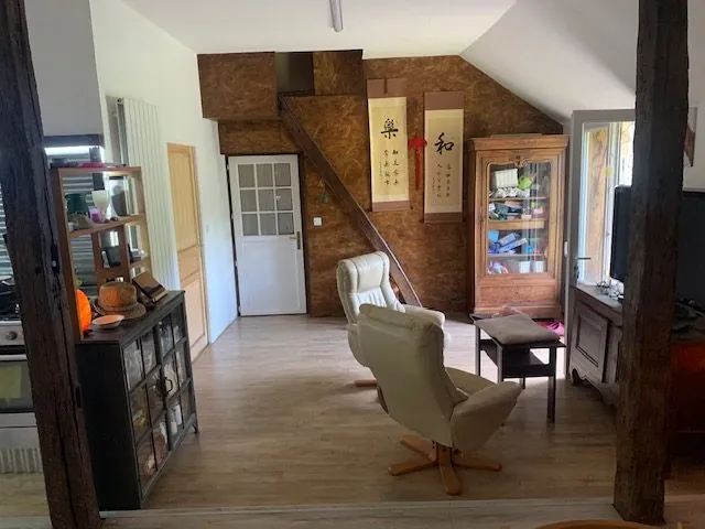 Maison avec grand potentiel à Saint-Bonnet en Bresse - 146 m² 