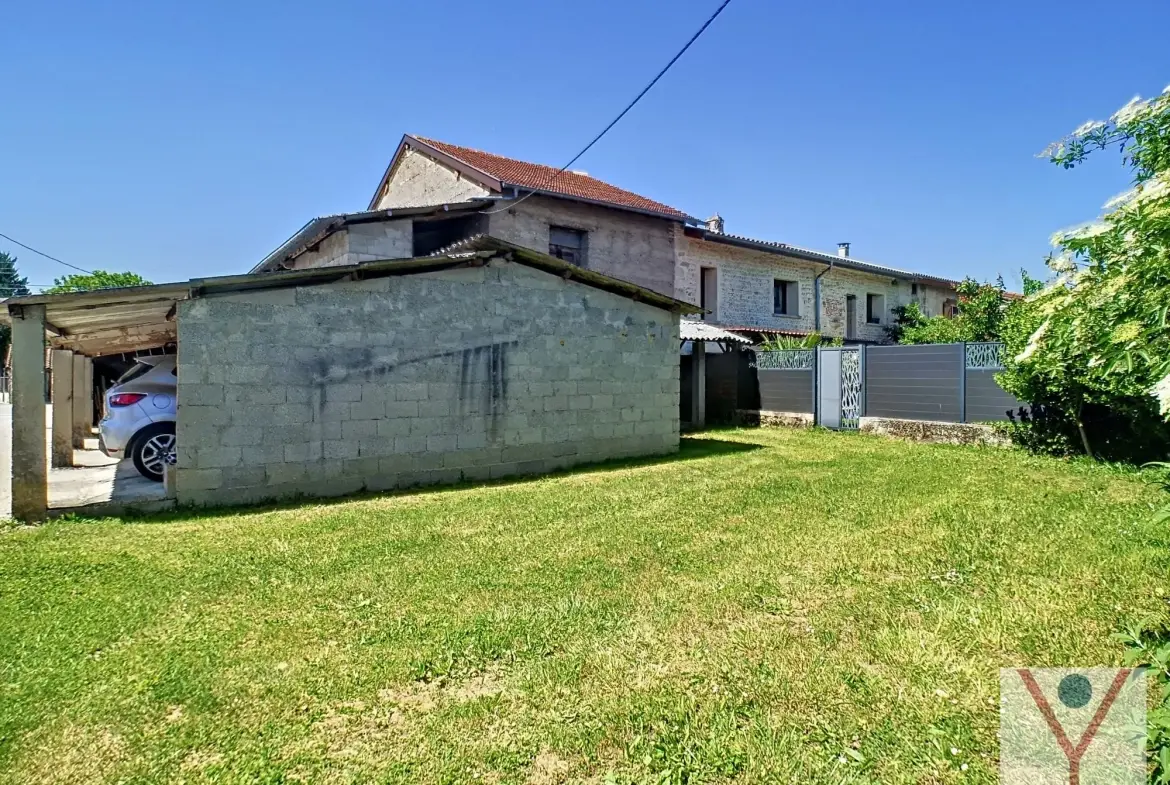 Bâtiment à rénover à Pont-d'Ain sur 359 m² - Possibilité de développement 