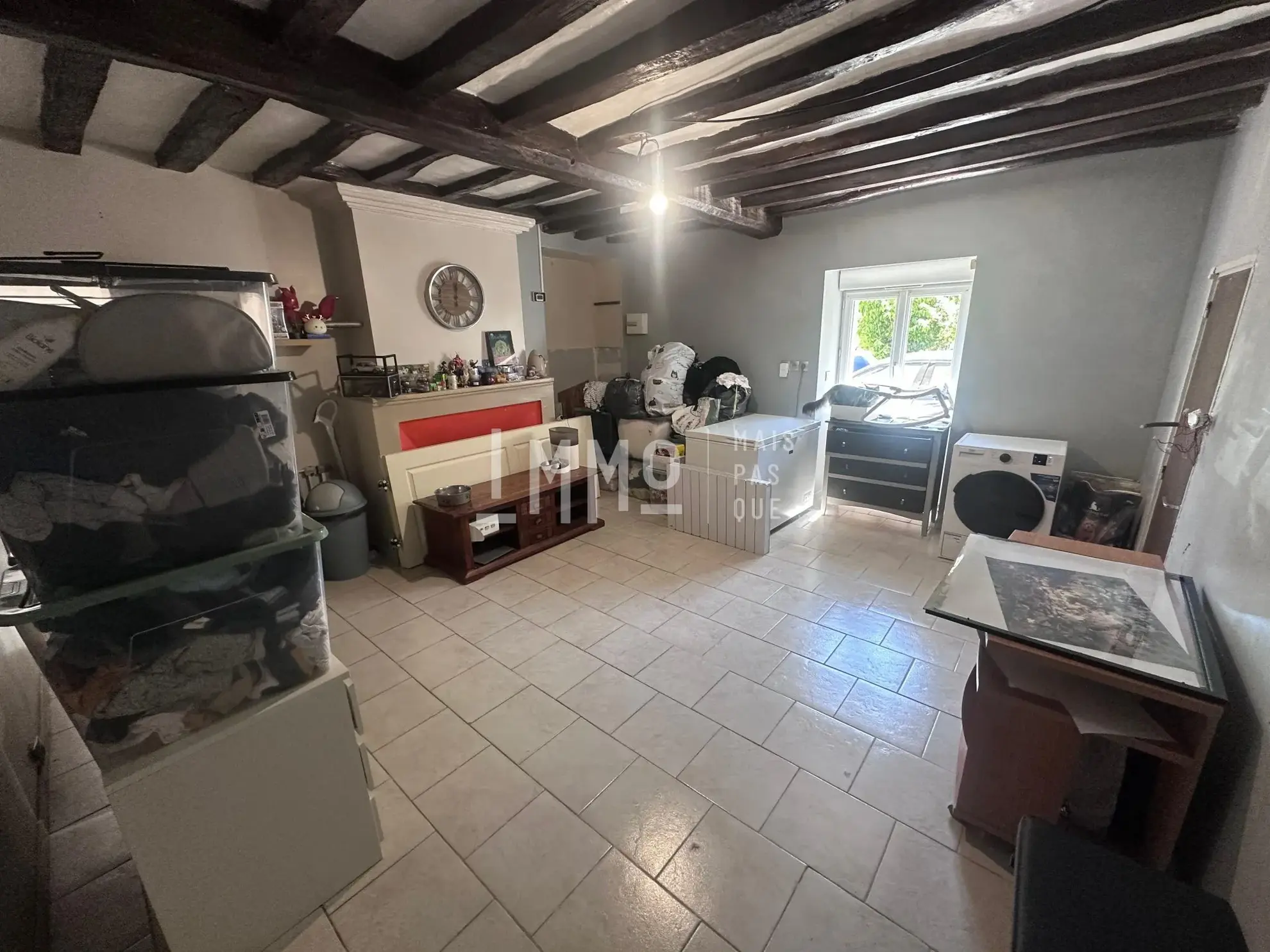 Maison rénovée avec studio indépendant et grand hangar à Château du Loir 