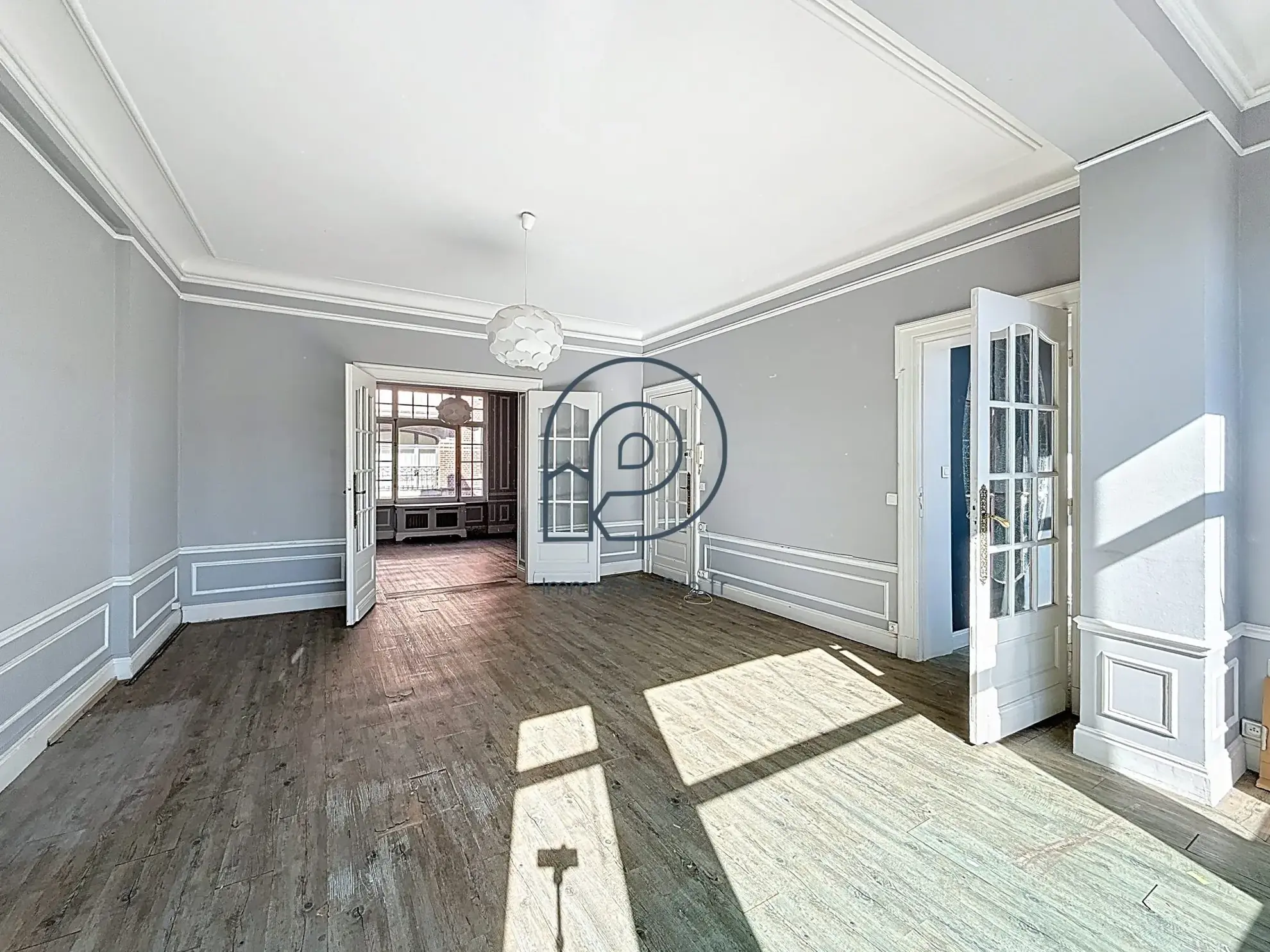 Bureaux de 60 m² avec cachet à Roubaix - Emplacement privilégié 