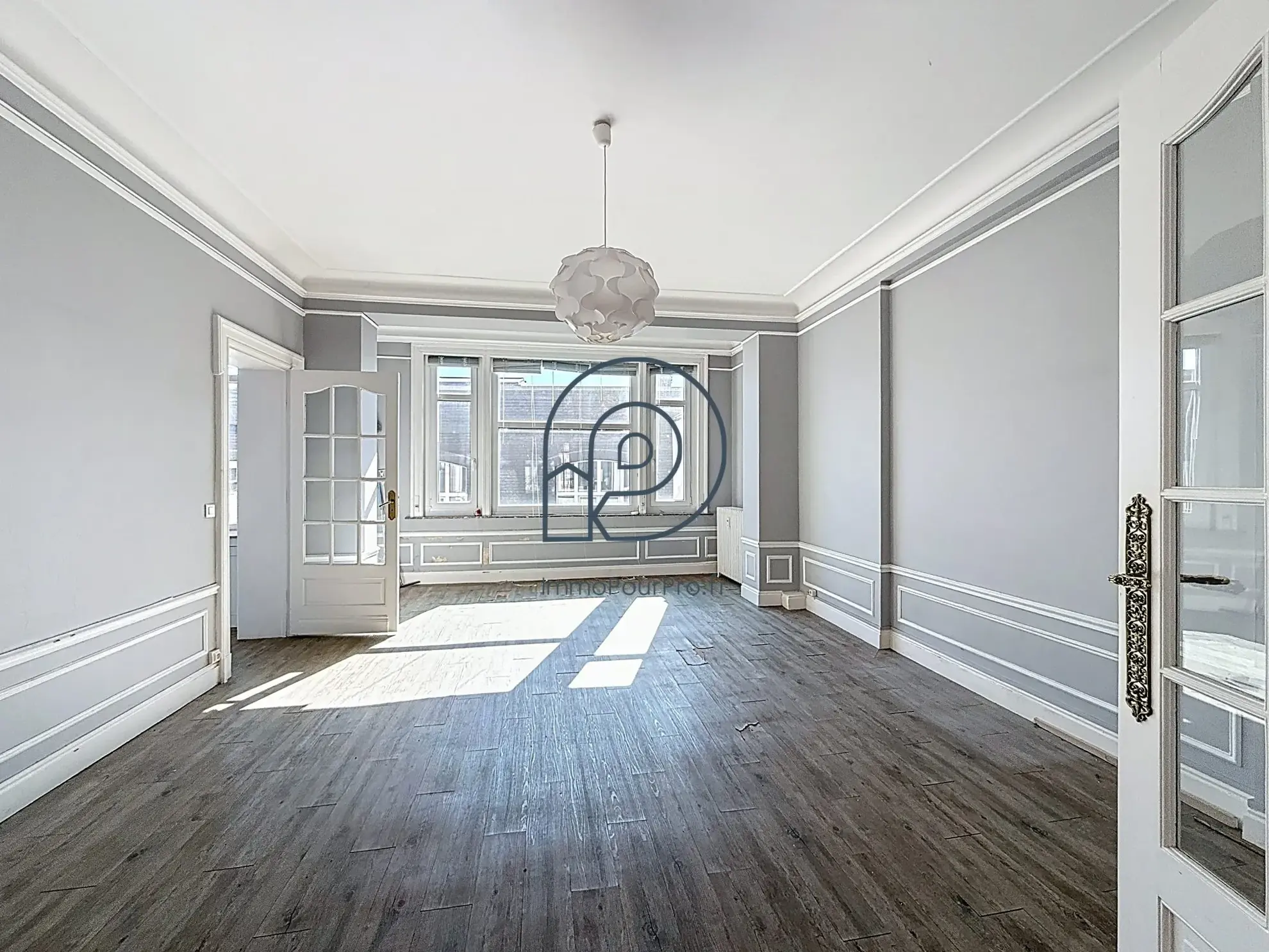 Bureaux de 60 m² avec cachet à Roubaix - Emplacement privilégié 