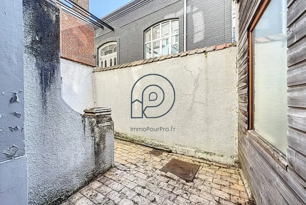 Bureaux de 60 m² avec cachet à Roubaix - Emplacement privilégié 