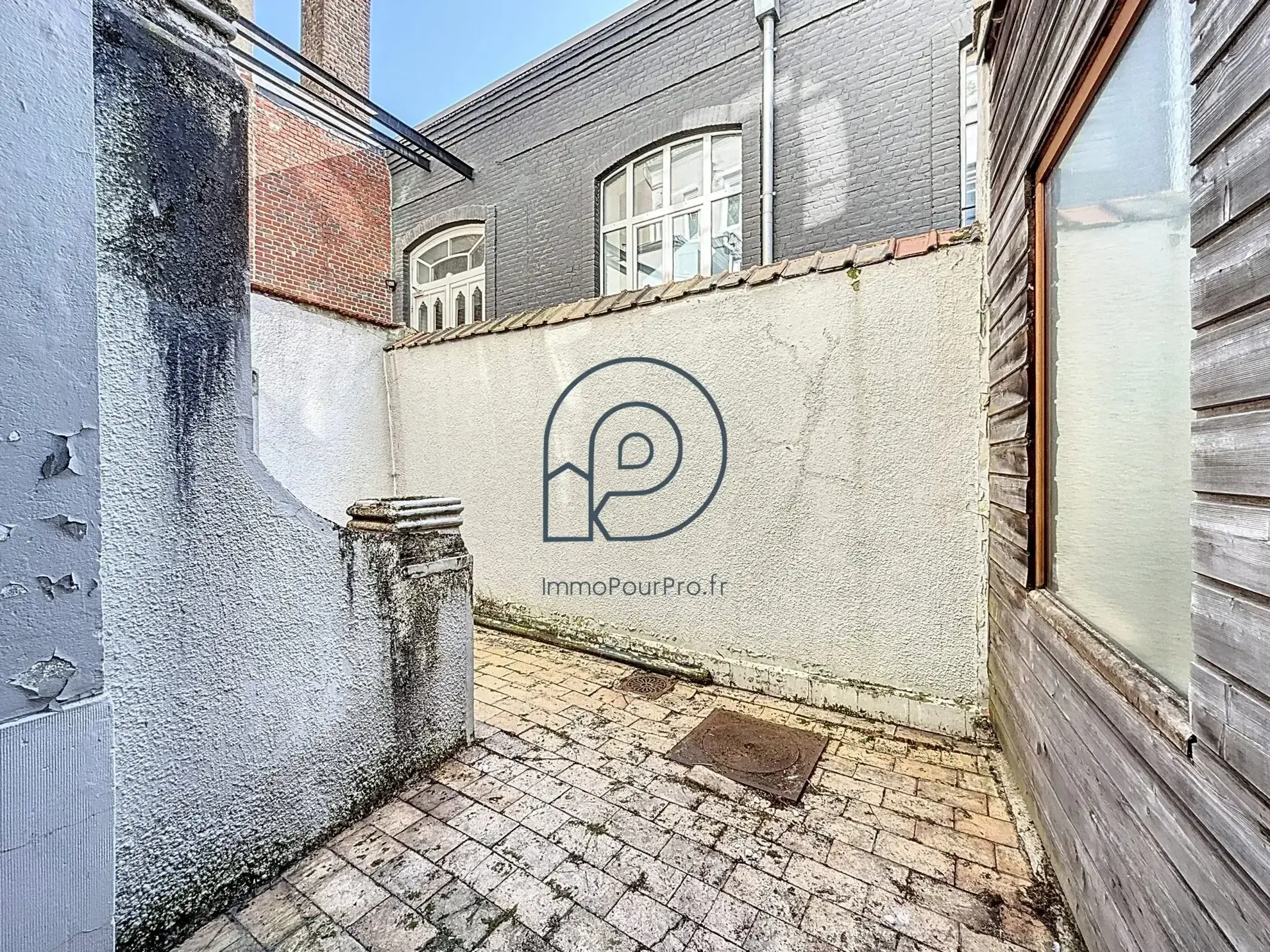 Bureaux de 60 m² avec cachet à Roubaix - Emplacement privilégié 