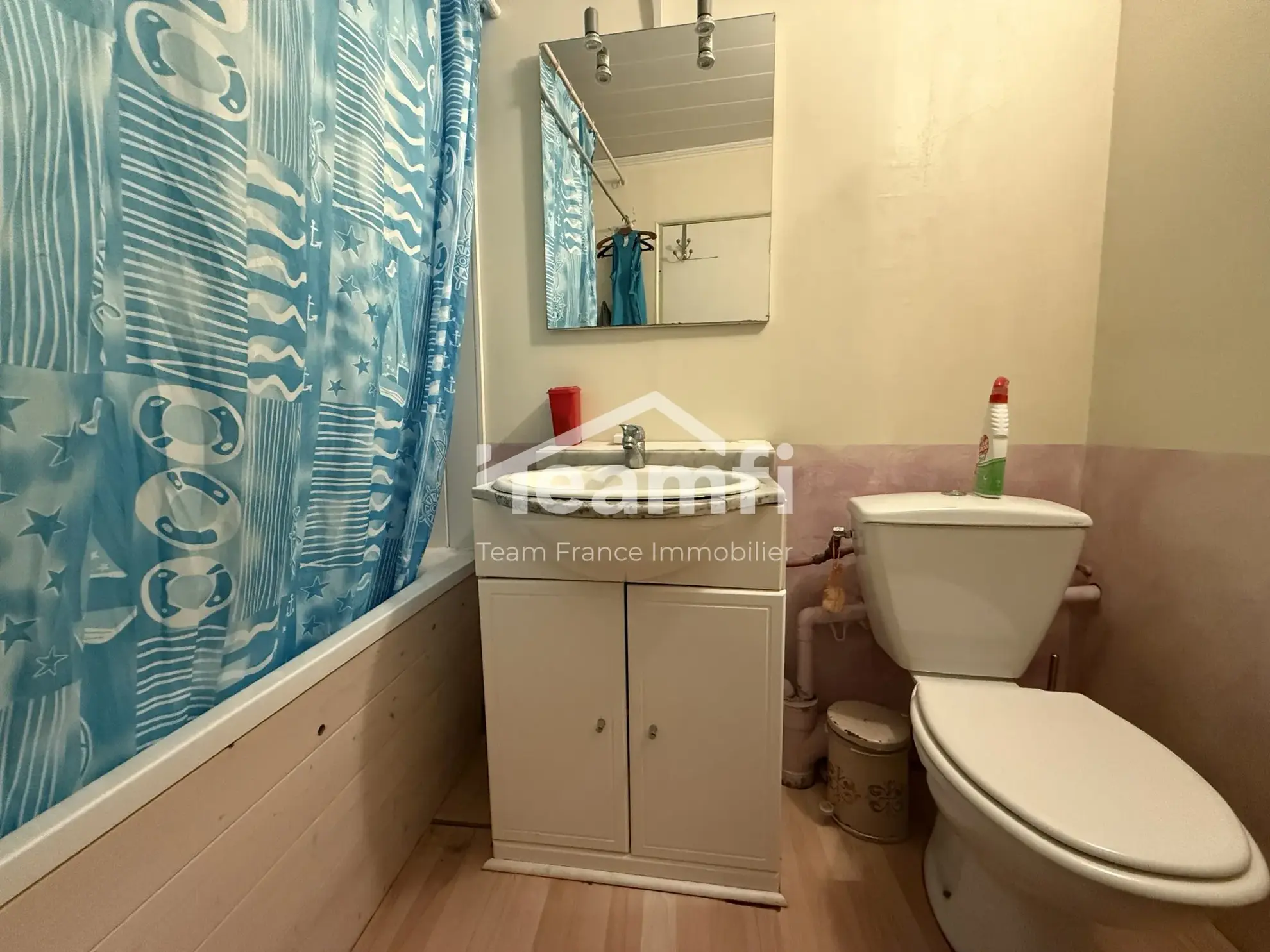Maison de village de 130 m² à rénover aux Martres-de-Veyre 