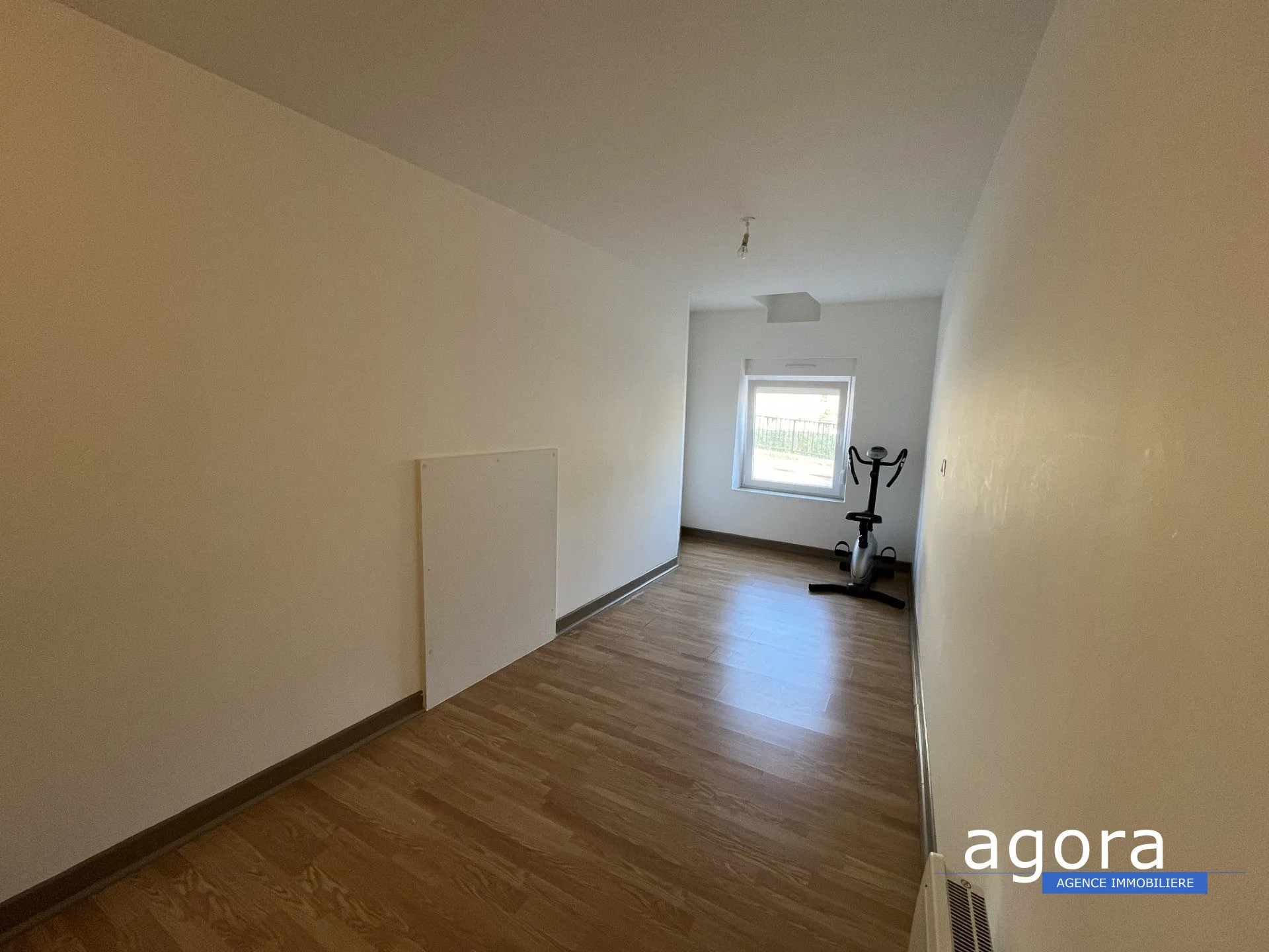 Appartement duplex à vendre à Val de Briey - 63,05 m² rénové avec deux chambres 