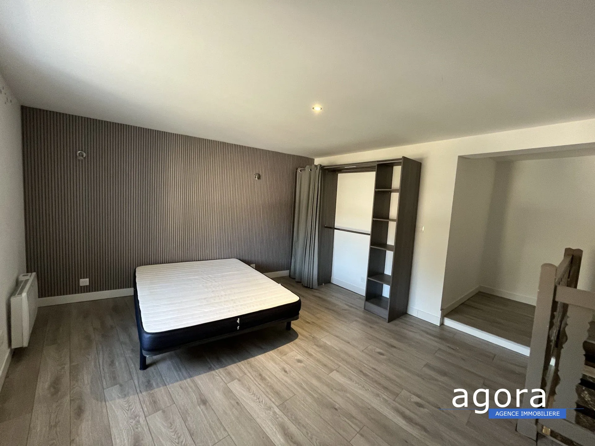 Appartement duplex à vendre à Val de Briey - 63,05 m² rénové avec deux chambres 