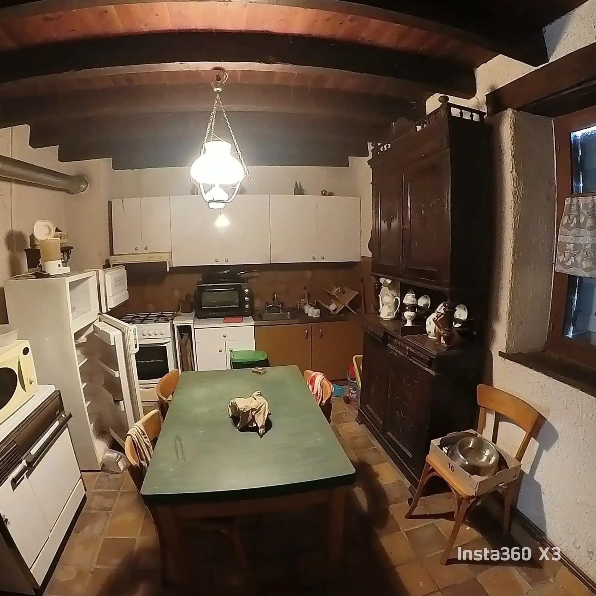 Maison de Campagne à Rénover avec Jardin à Saint-Pardoux-Morterolles 