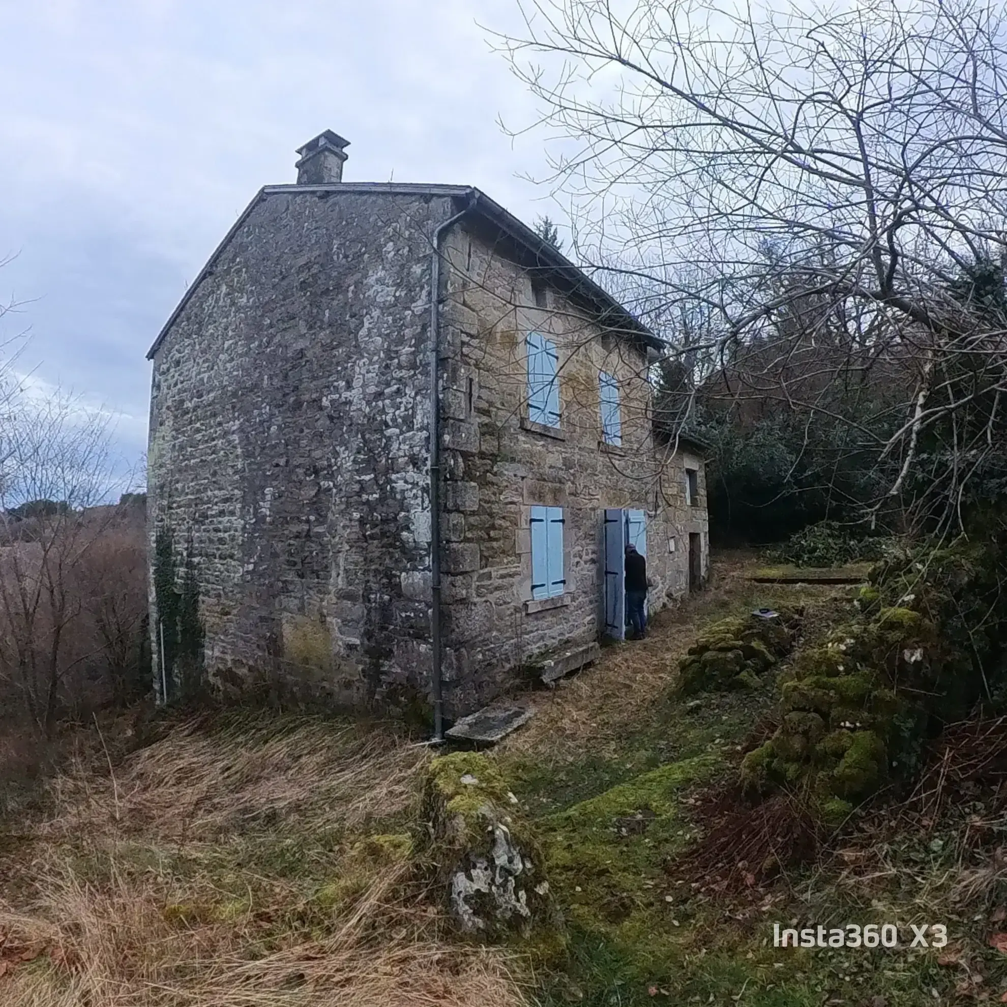 Maison de Campagne à Rénover avec Jardin à Saint-Pardoux-Morterolles 