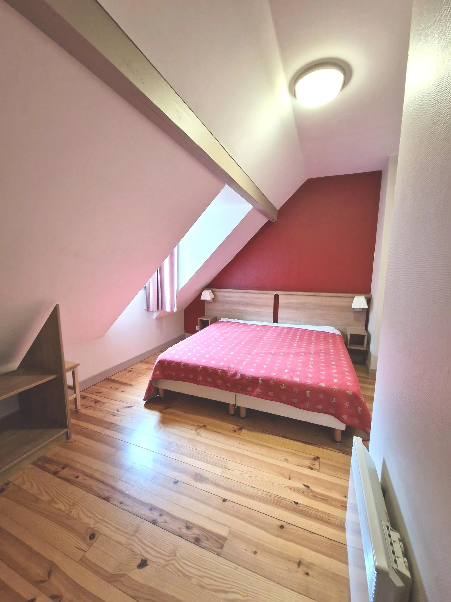 Appartement duplex à vendre à Arreau avec vue montagne et piscine 