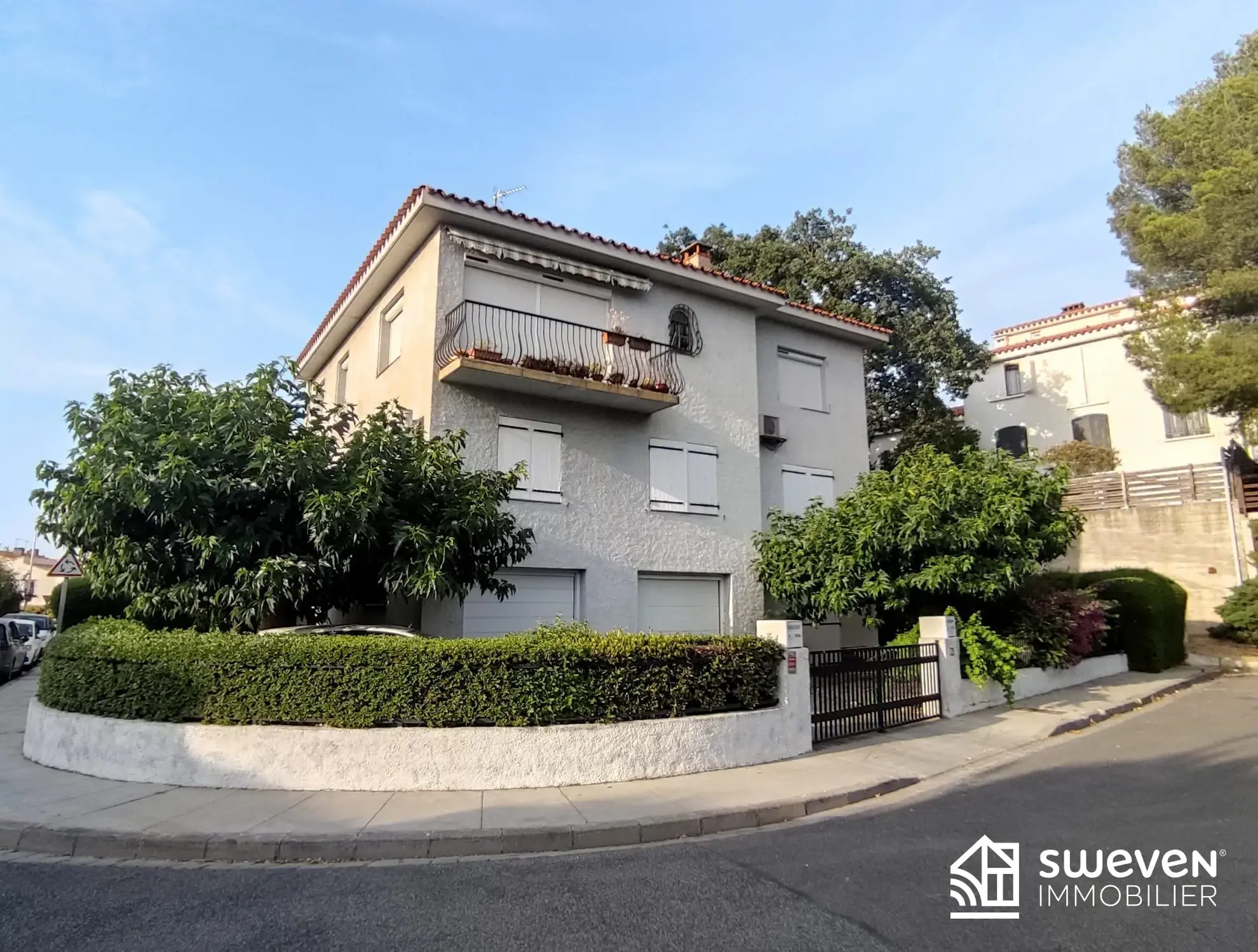 Appartement T4 à vendre à Perpignan proche universités, avec dépendances et garage 