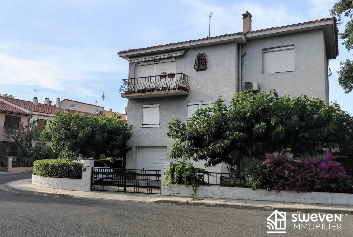 Appartement T4 à vendre à Perpignan proche universités, avec dépendances et garage 