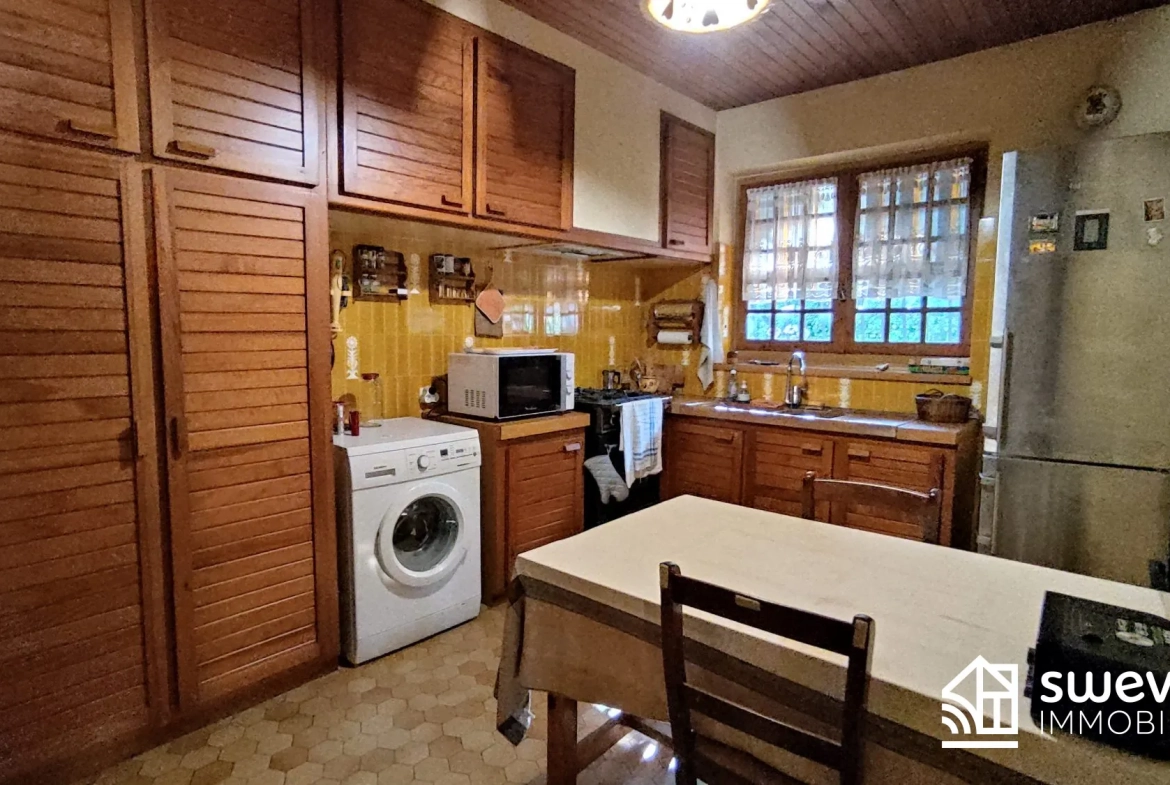 Appartement T4 à vendre à Perpignan proche universités, avec dépendances et garage 