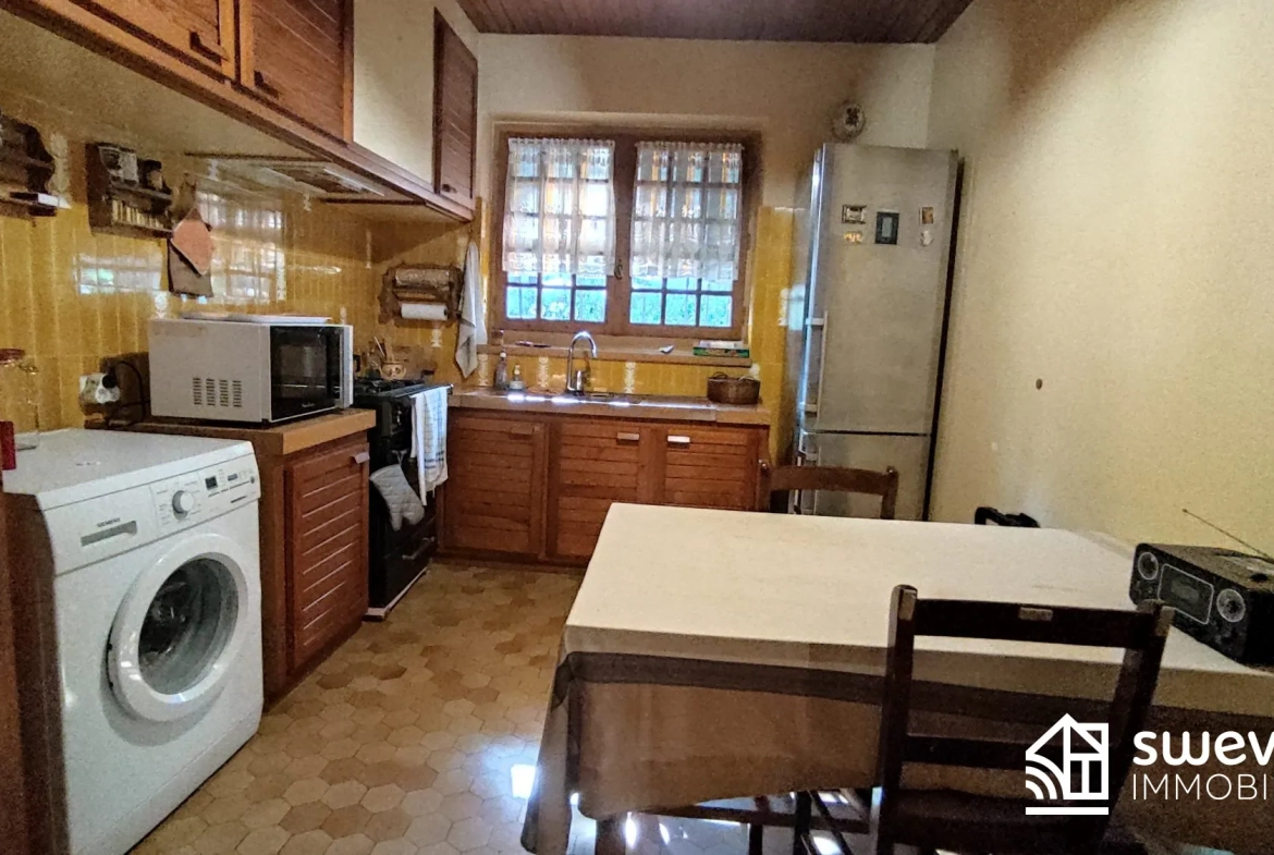 Appartement T4 à vendre à Perpignan proche universités, avec dépendances et garage 