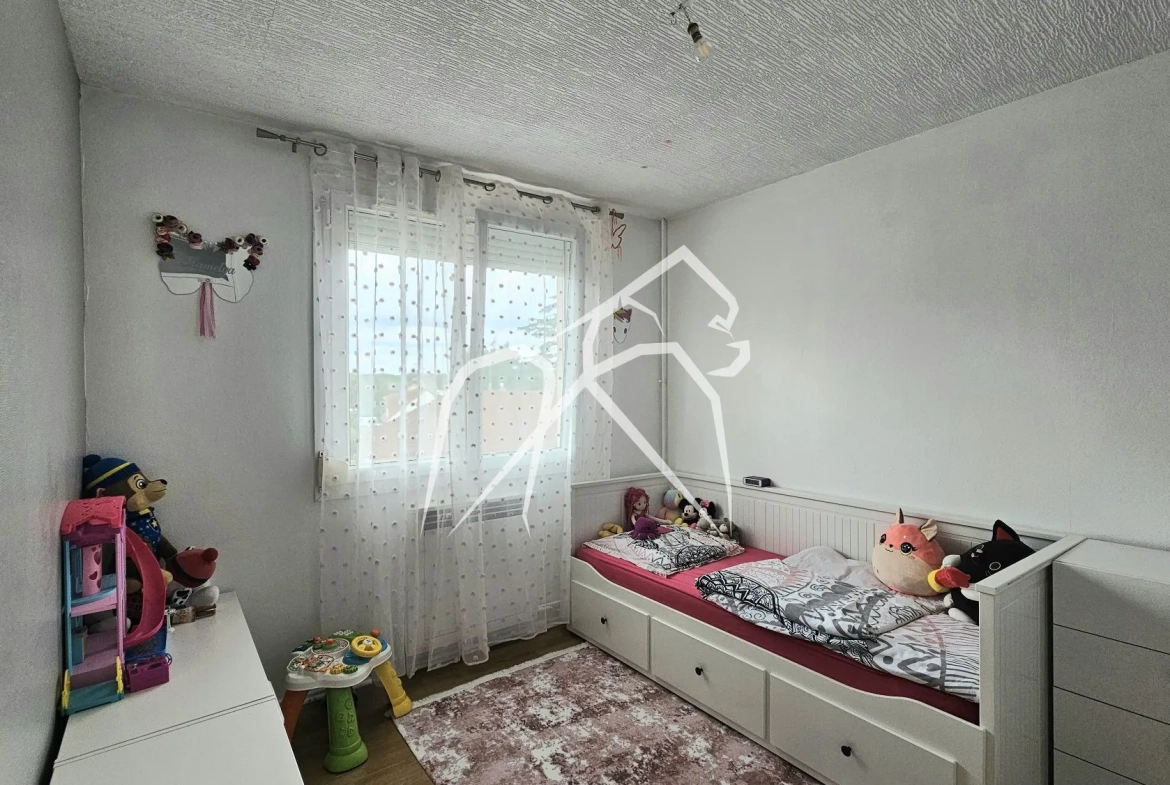 Appartement lumineux de 80 m² avec 3 chambres à Grand-Quevilly (76120) 