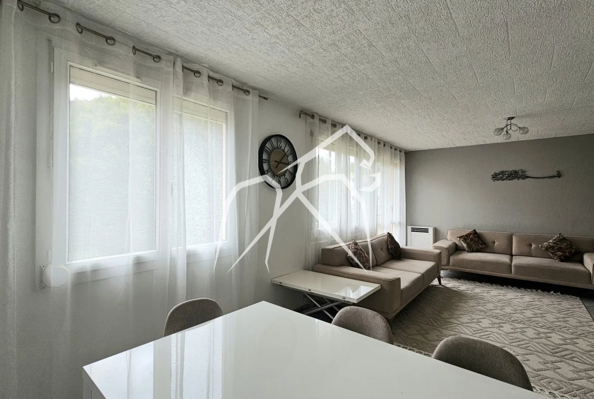 Appartement lumineux de 80 m² avec 3 chambres à Grand-Quevilly (76120) 