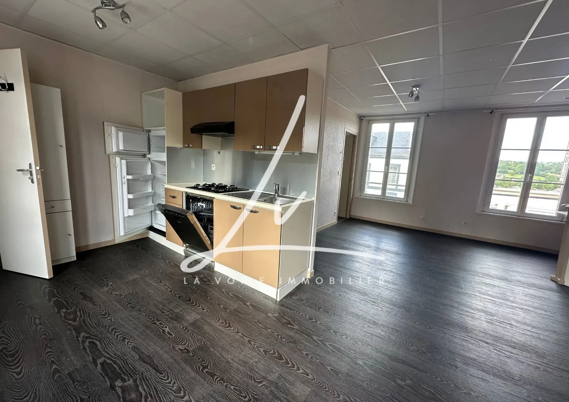 Immeuble mixte à vendre à Lisieux - Commerce et habitation - 170 m² 