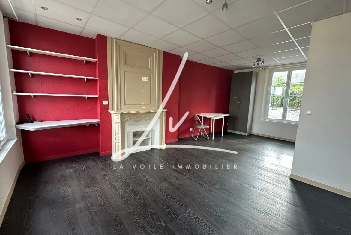 Immeuble mixte à vendre à Lisieux - Commerce et habitation - 170 m² 
