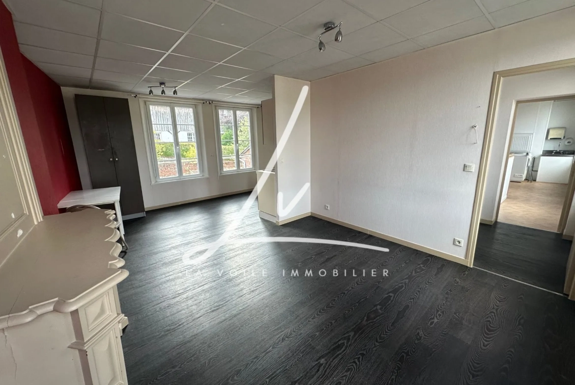 Immeuble mixte à vendre à Lisieux - Commerce et habitation - 170 m² 