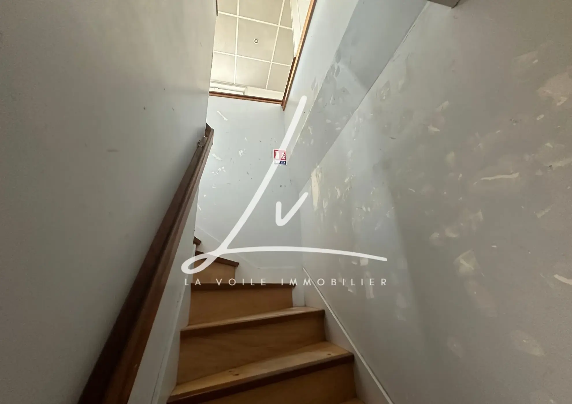 Immeuble mixte à vendre à Lisieux - Commerce et habitation - 170 m² 