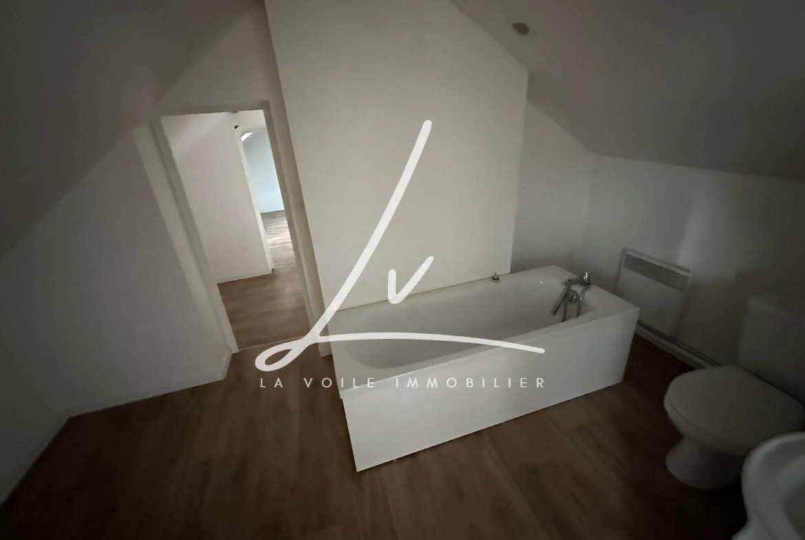 Immeuble mixte à vendre à Lisieux - Commerce et habitation - 170 m² 