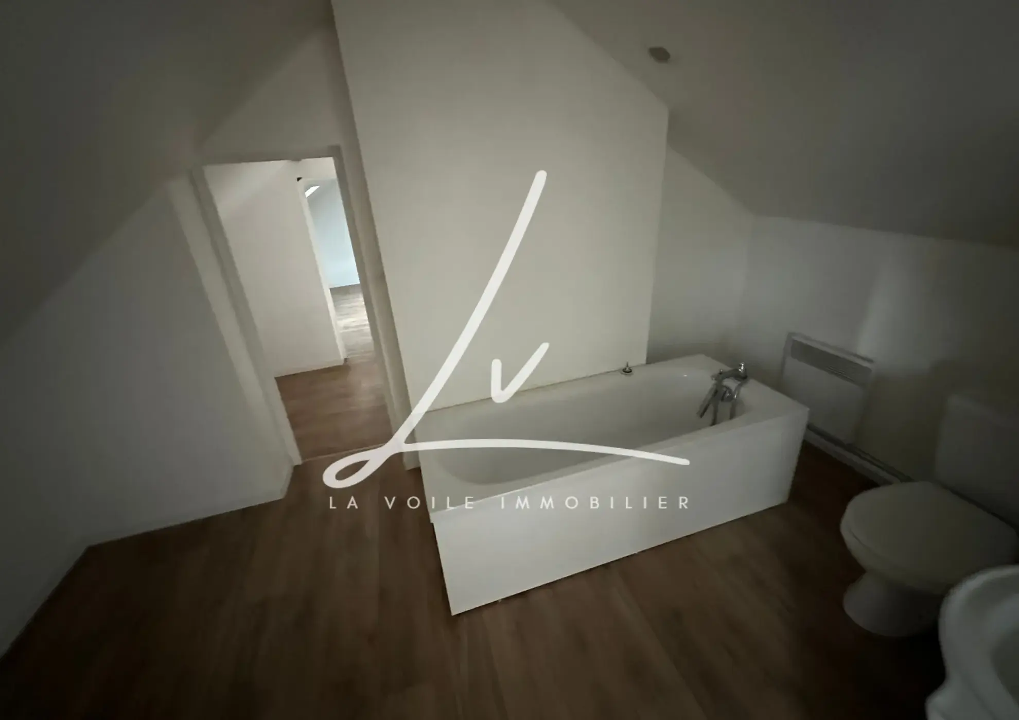 Immeuble mixte à vendre à Lisieux - Commerce et habitation - 170 m² 