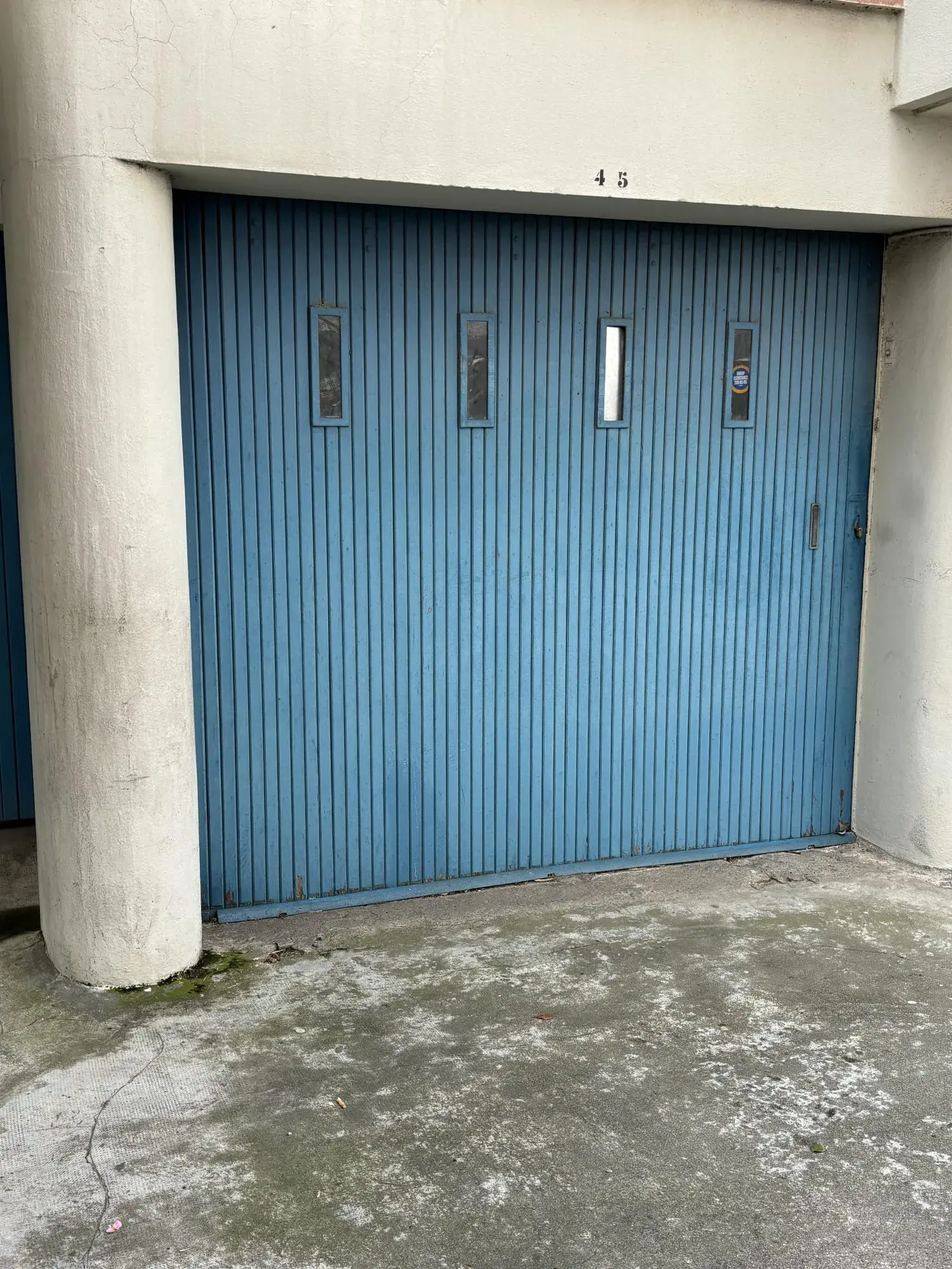 Garage fermé de 12 m² à Toulouse proche place Dupuy 