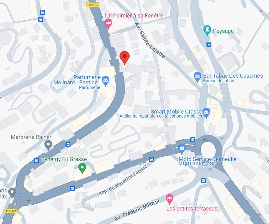 Garage 12,5 m² à vendre à Grasse proche du centre 