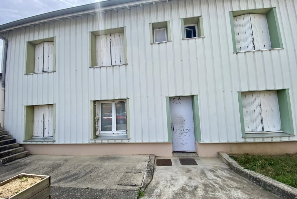 Appartement à vendre à Saint-Uze avec jardin et parking – 63 m² 