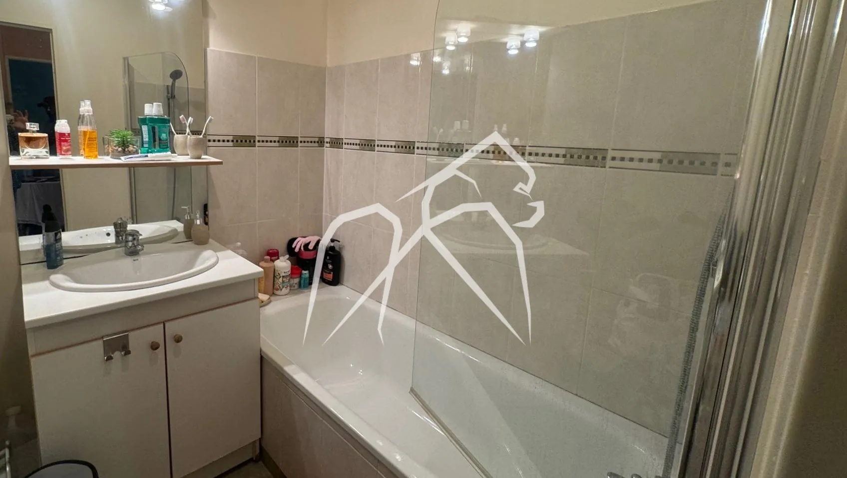 Appartement T2 de 47 m² avec balcon à Rouen - Investissement rentable 