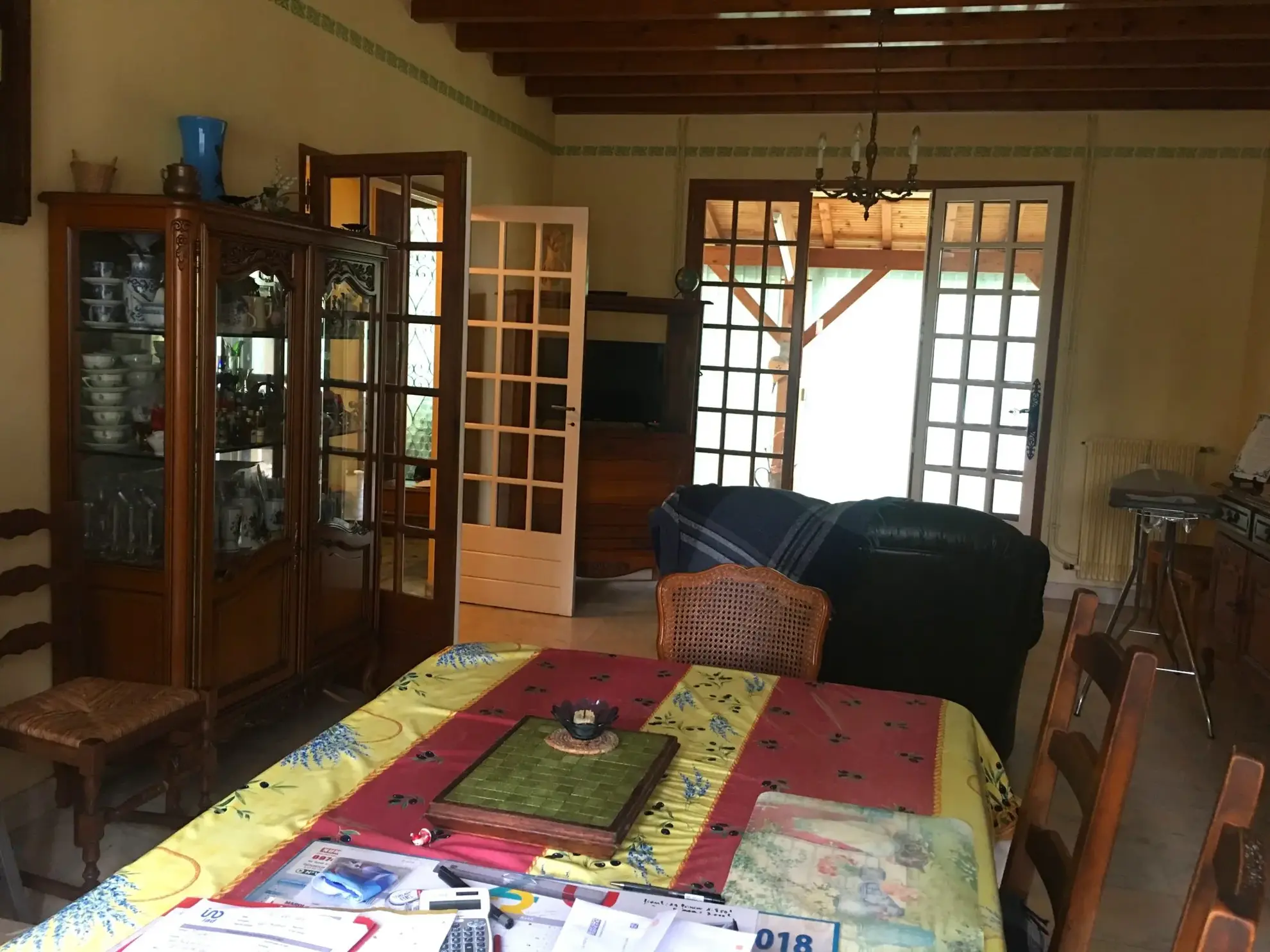 Maison à vendre à Saint-Pierre-de-Bat avec véranda, jardin et garage 