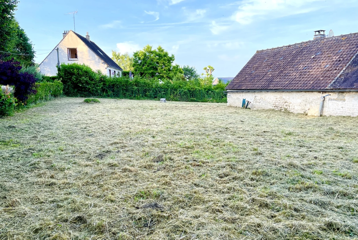 Terrain constructible de 584 m² à Maisse, secteur calme proche commodités 