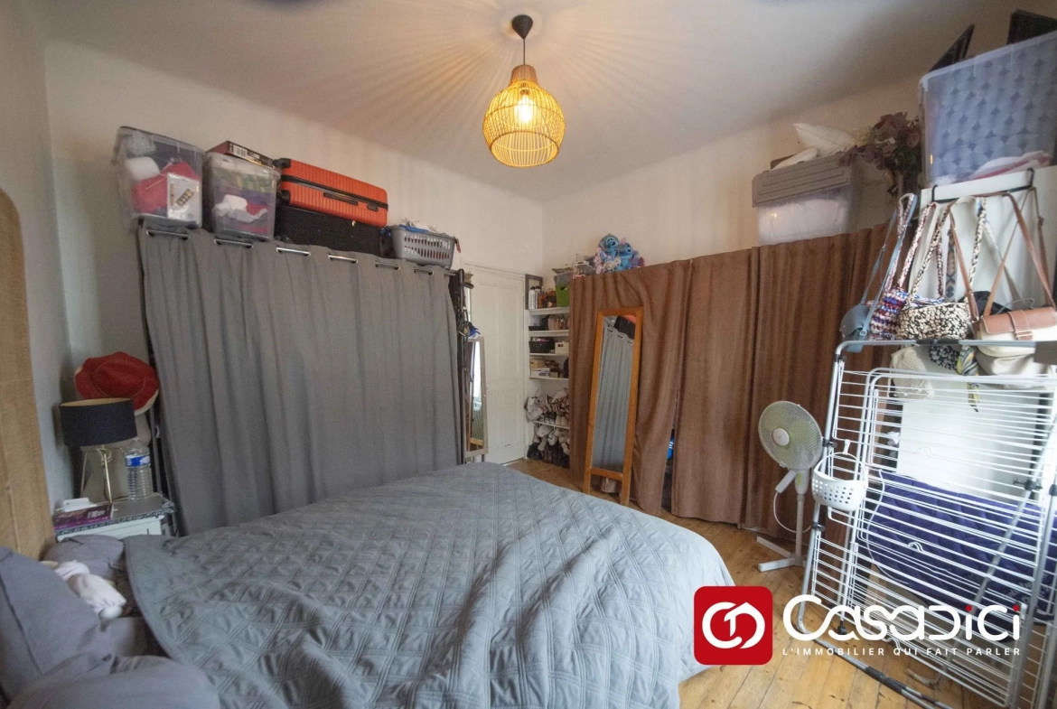Maison à vendre à Imphy de 98 m² avec 2 appartements, terrasse et garage 