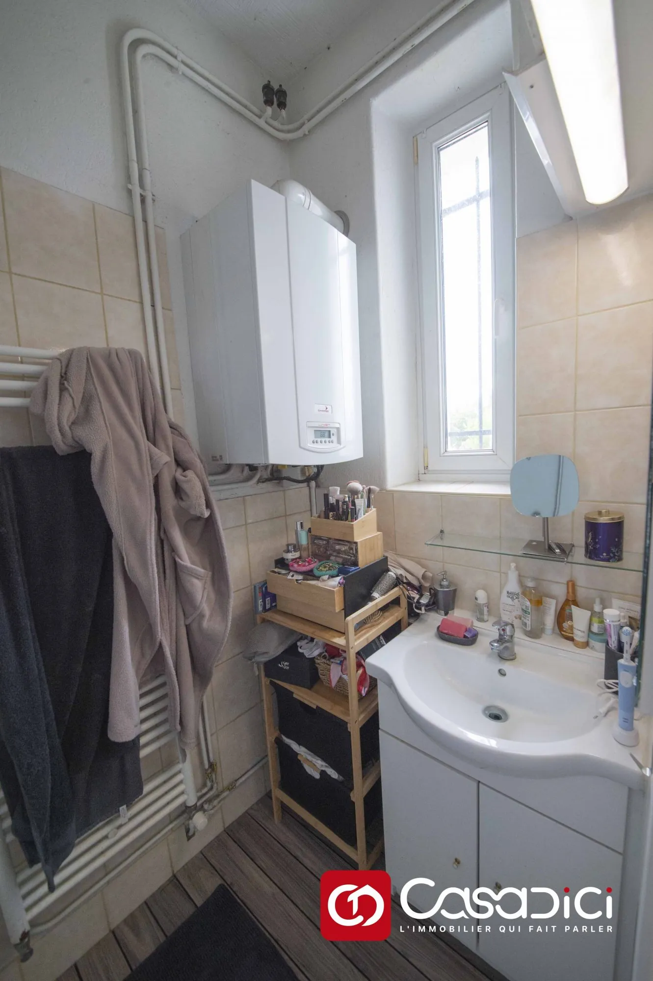 Maison à vendre à Imphy de 98 m² avec 2 appartements, terrasse et garage 