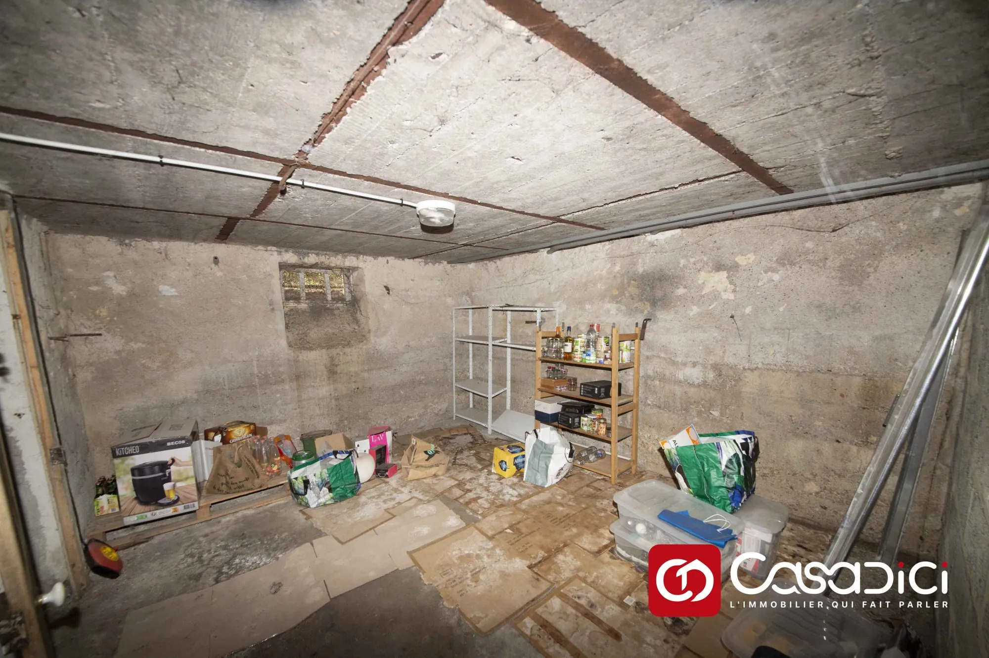 Maison à vendre à Imphy de 98 m² avec 2 appartements, terrasse et garage 