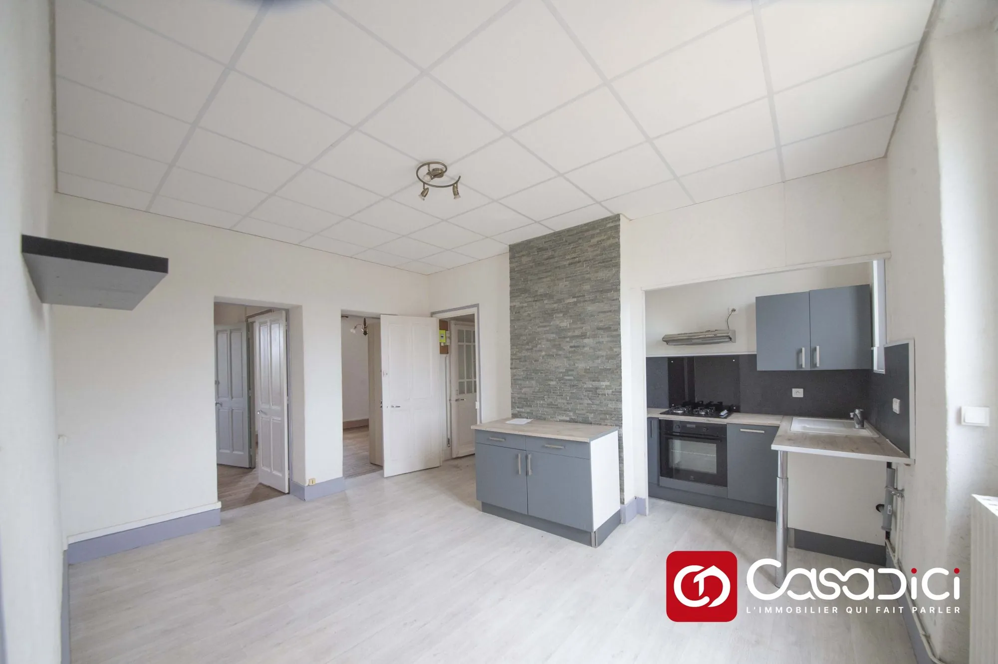 Maison à vendre à Imphy de 98 m² avec 2 appartements, terrasse et garage 