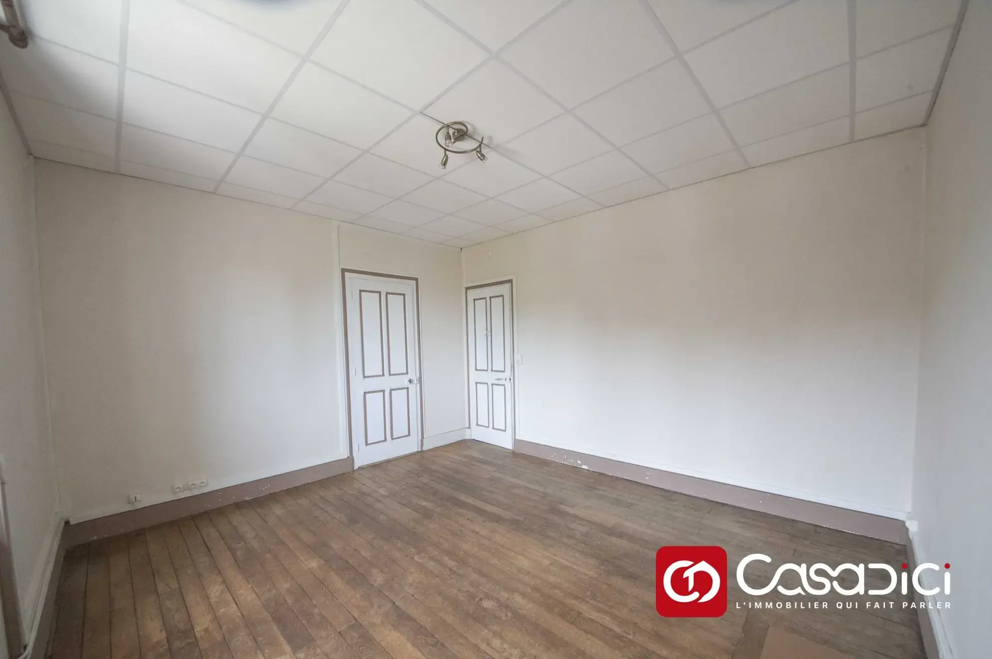 Maison à vendre à Imphy de 98 m² avec 2 appartements, terrasse et garage 