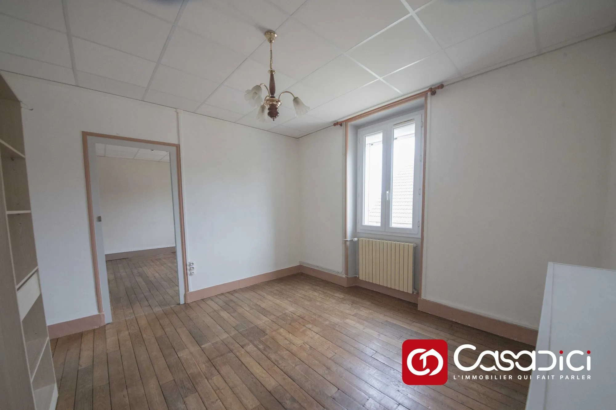 Maison à vendre à Imphy de 98 m² avec 2 appartements, terrasse et garage 