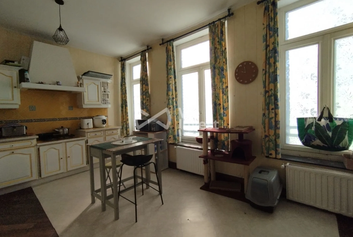 Investissement immobilier à Fourmies - Immeuble de rapport avec 3 appartements loués 