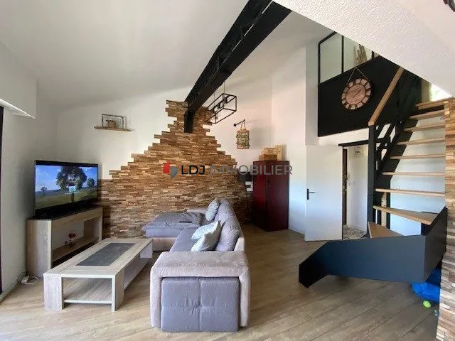À vendre magnifique duplex rénové de 105 m² à Amélie-les-Bains-Palalda 