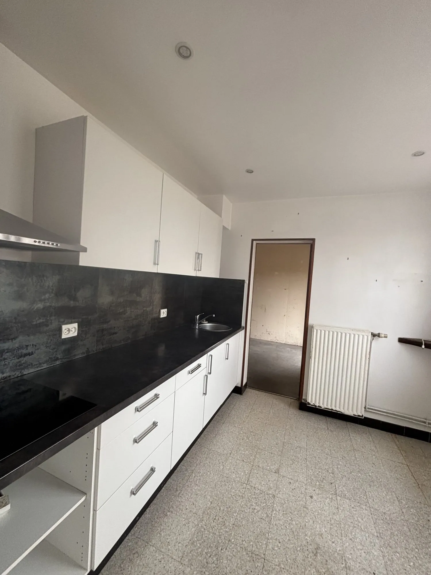 Maison individuelle à Ailly-sur-Noye avec terrain et garage 