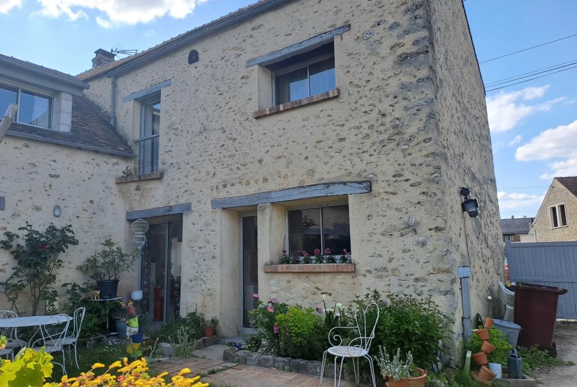 Maison ancienne avec charme moderne, 6 pièces à Dourdan - Proche Paris 