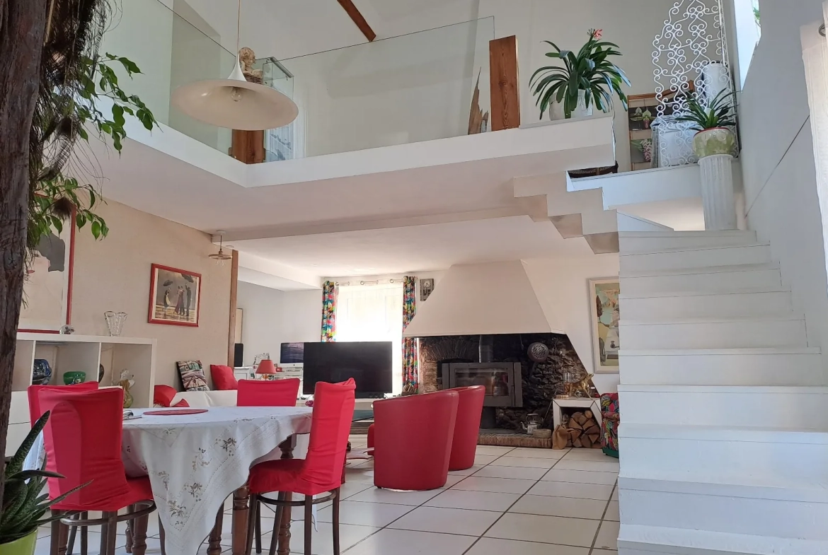 Maison ancienne avec charme moderne, 6 pièces à Dourdan - Proche Paris 