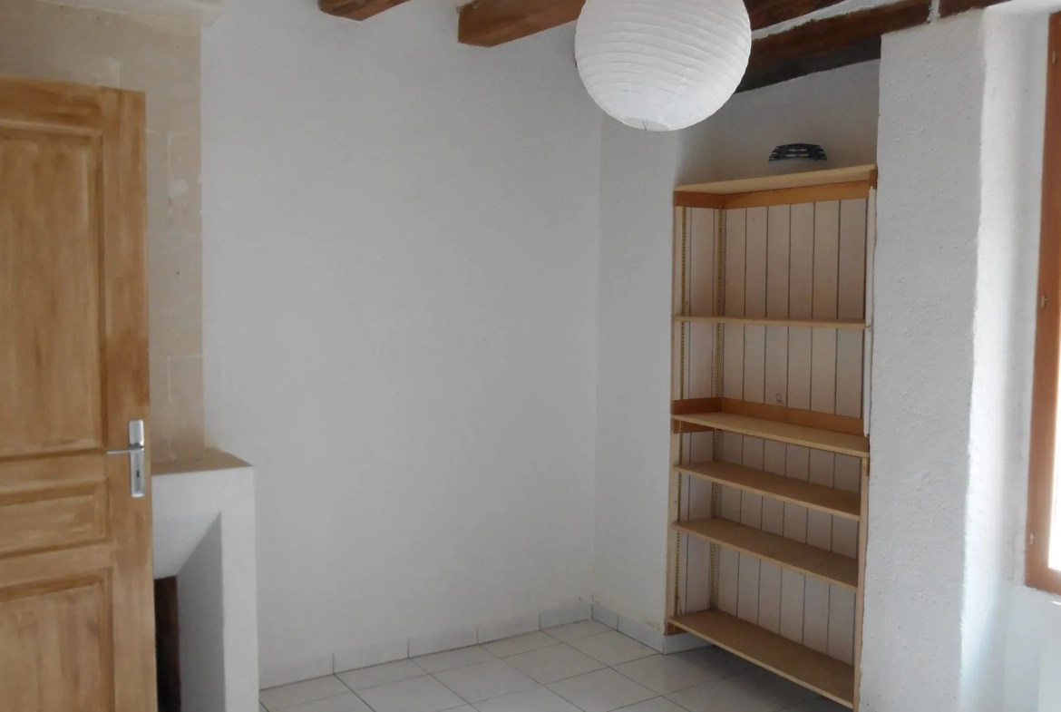Maison de village de 86 m² avec potentiel de fusion à Jupilles 