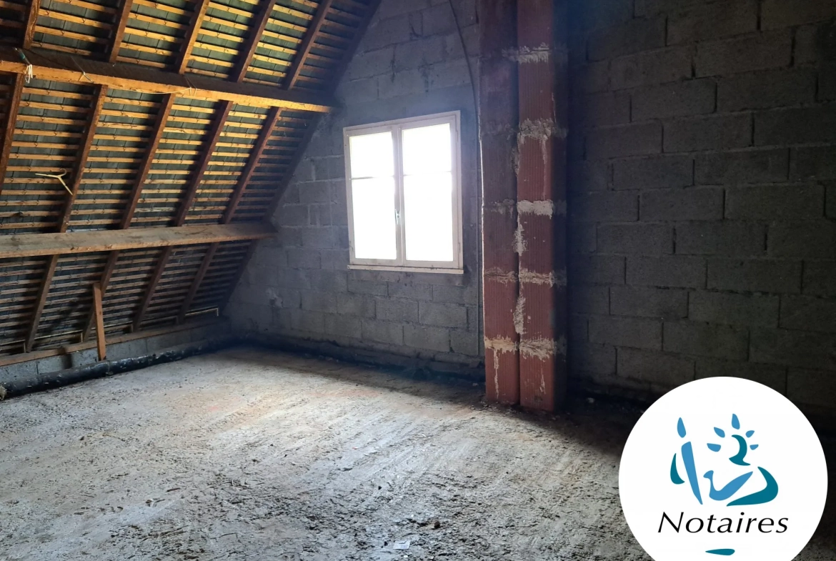 Maison à Vendre à Cavan avec Jardin et Garage - 3 Chambres 