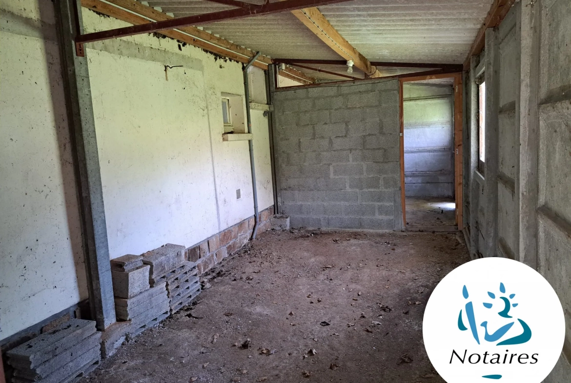 Maison à Vendre à Cavan avec Jardin et Garage - 3 Chambres 