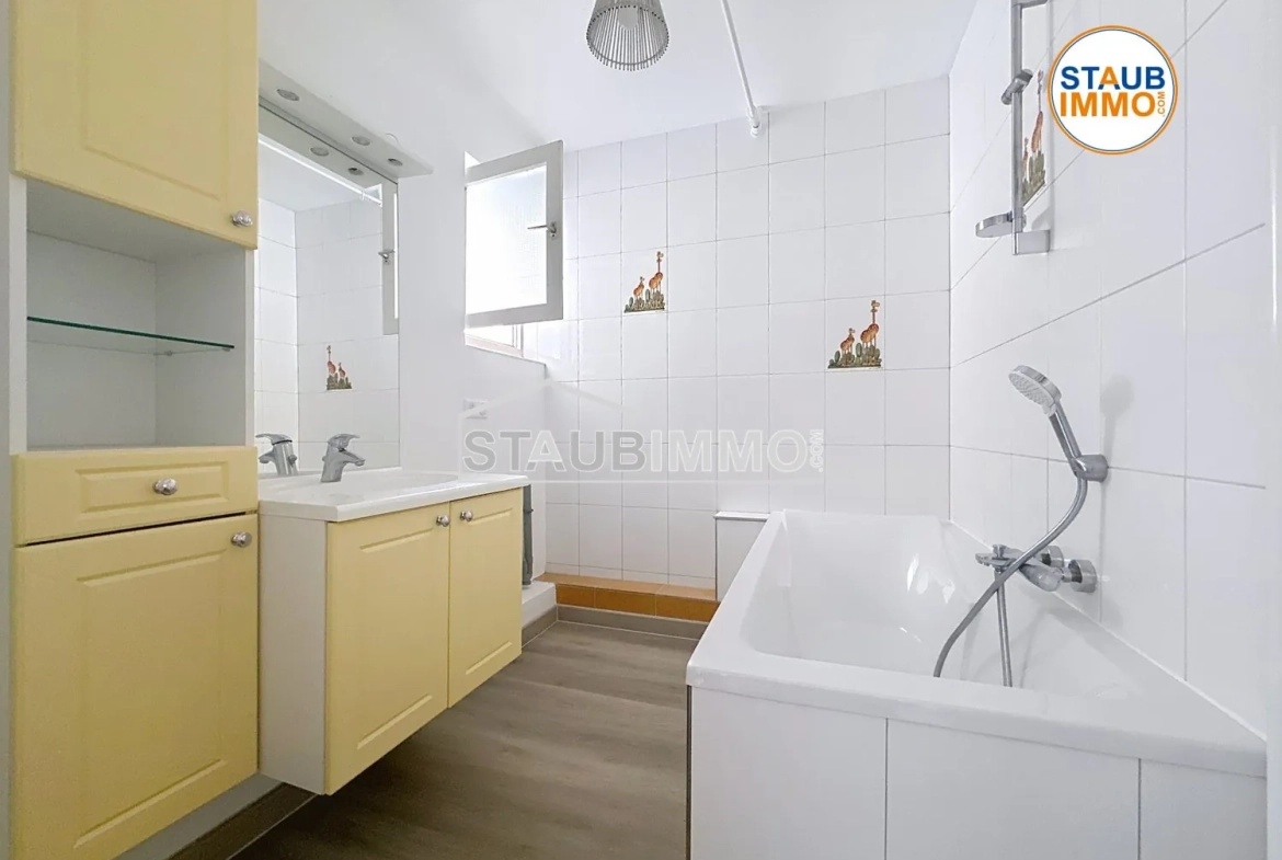 Appartement 3 pièces de 65 m² avec balcon à Huningue, secteur calme et proche Basel 