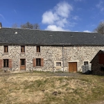 Corps de ferme à vendre à Pradiers avec potentiel de 400 m² habitables