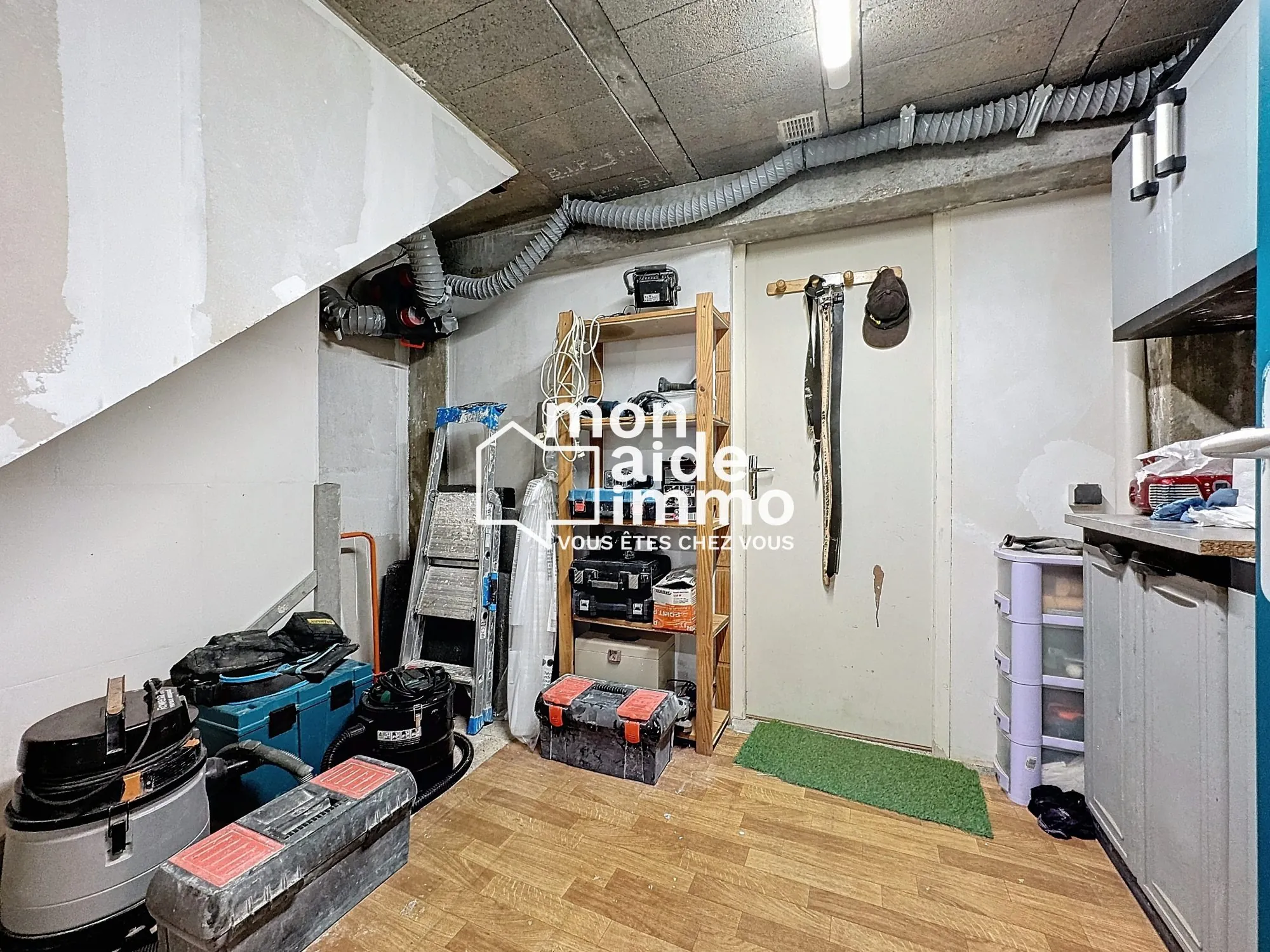 Maison entièrement rénovée avec jardin à Firbeix - 4 chambres et garage 