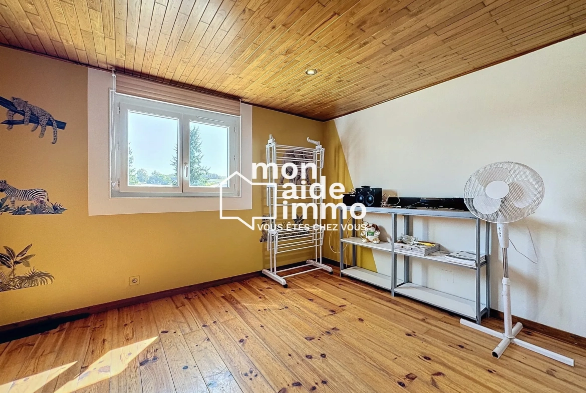 Maison entièrement rénovée avec jardin à Firbeix - 4 chambres et garage 